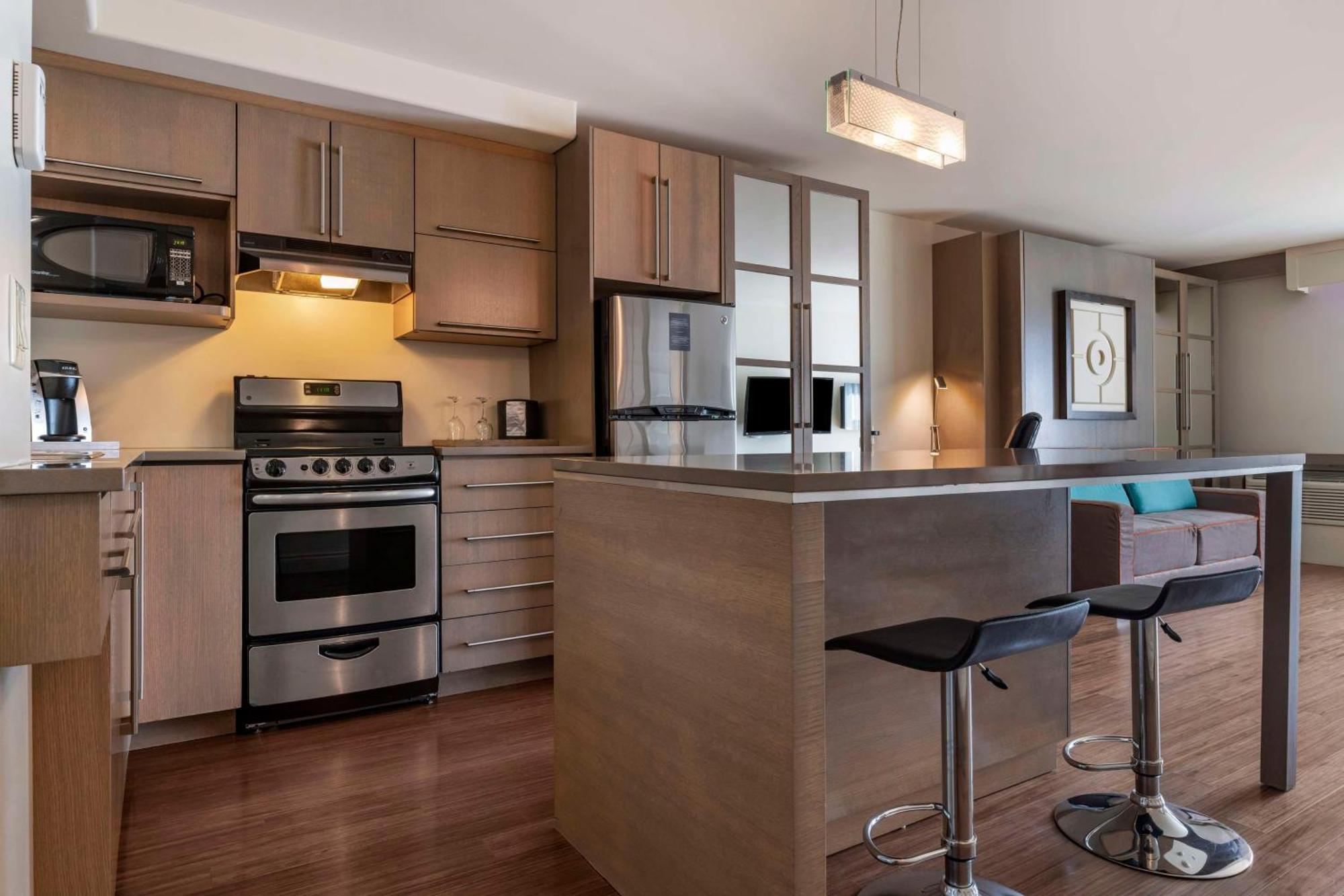Best Western Plus Edmundston Bagian luar foto