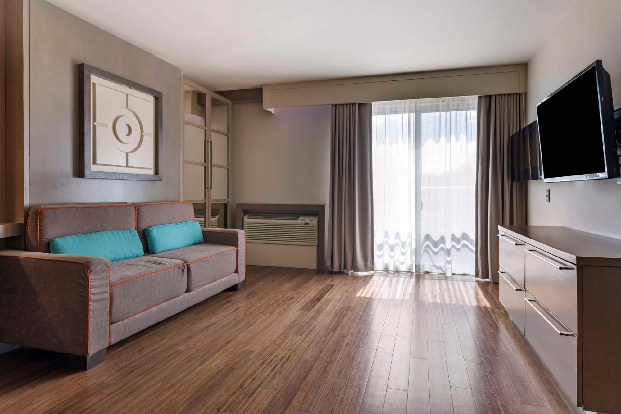 Best Western Plus Edmundston Bagian luar foto